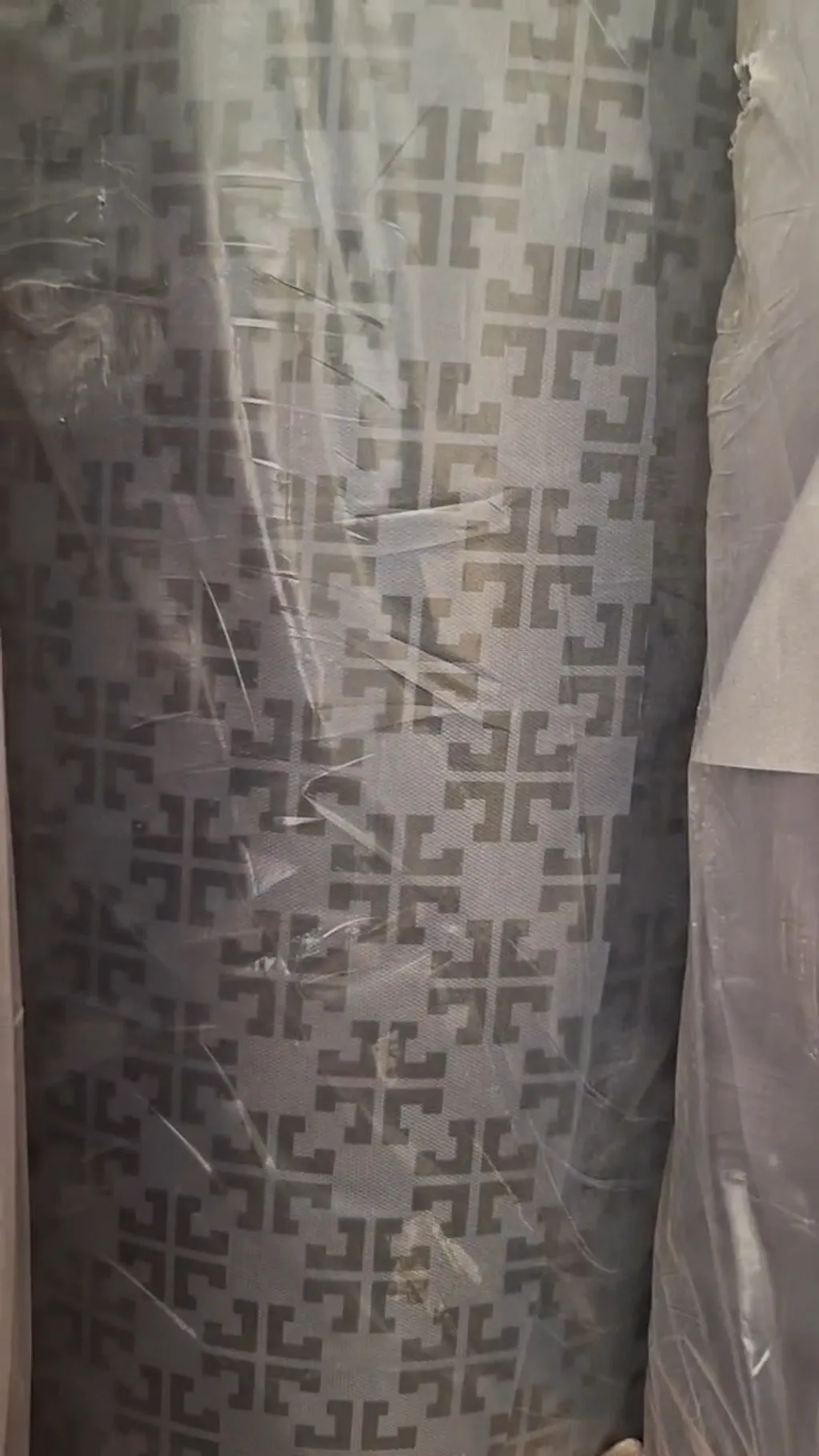 خرید پارچه دیبا پشت ساتن طرح گربه 