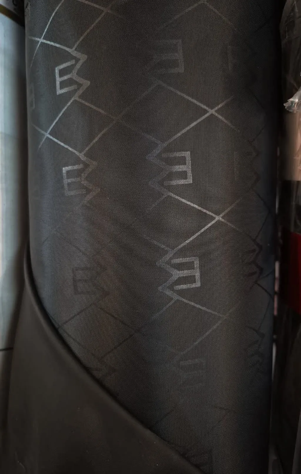 خرید پارچه دیبا پشت ساتن طرح فلش 