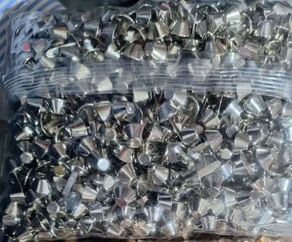 خرید استوک فلزی نقره ای 